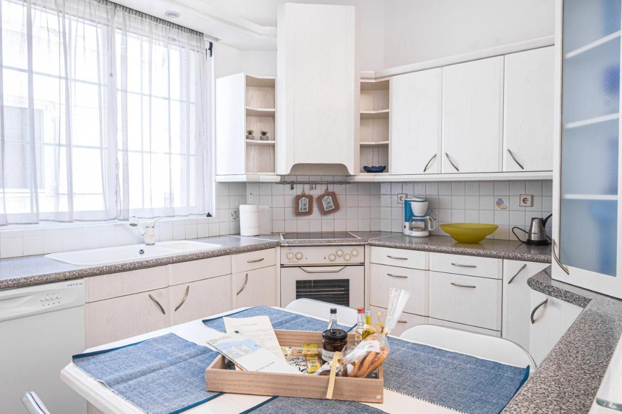 The Home Sweet Home - Family Friendly 2 Floor Apartment Kalamata Luaran gambar